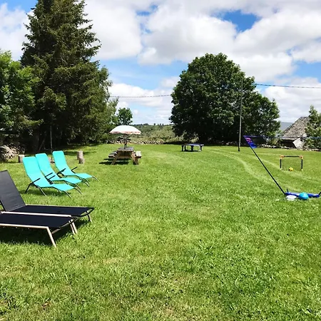 Les Cailloux Holiday home